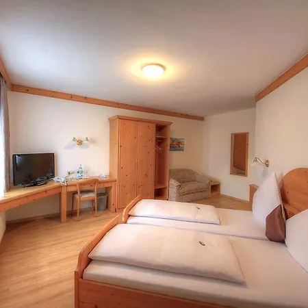 Hotel Kuchalber Hof 3*