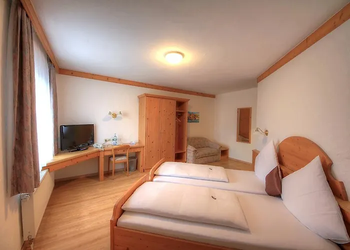 Hotel Kuchalber Hof 3*